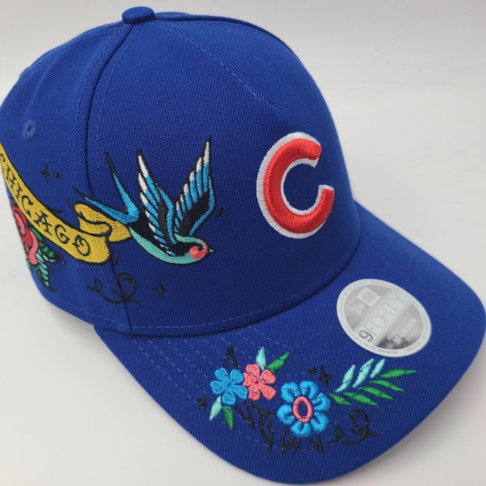 Women Chicago Cubs Hat Snapback New Era 9Forty Blue Red Tattoo Floral M-Crown